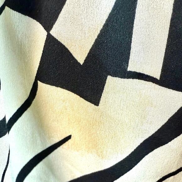 Billabong Cream & Black Palm Print Skater Style Dress - Picture 5 of 5